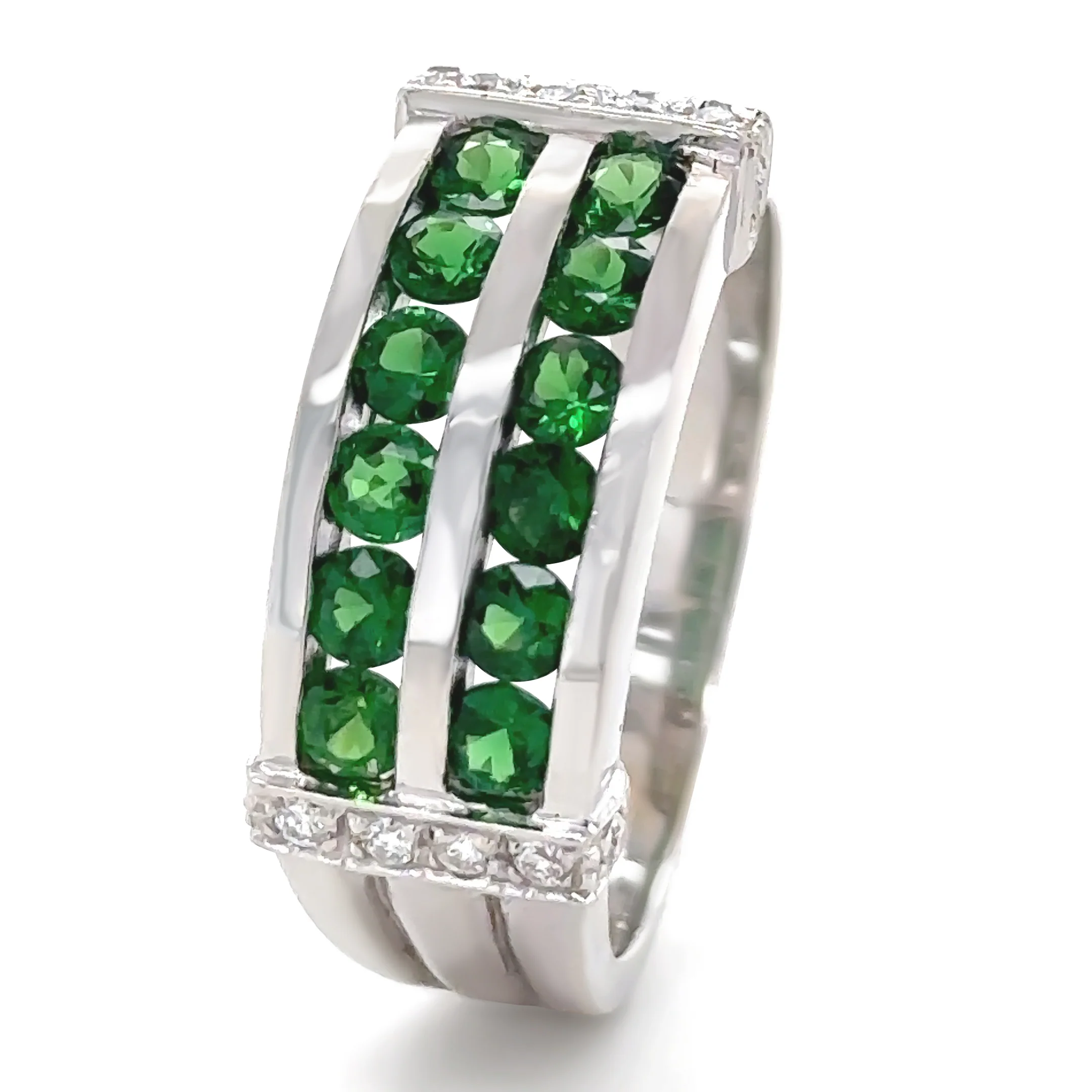 14ct White Gold Tsavorite Garnet and Diamond Ring 7.59g - Image 4