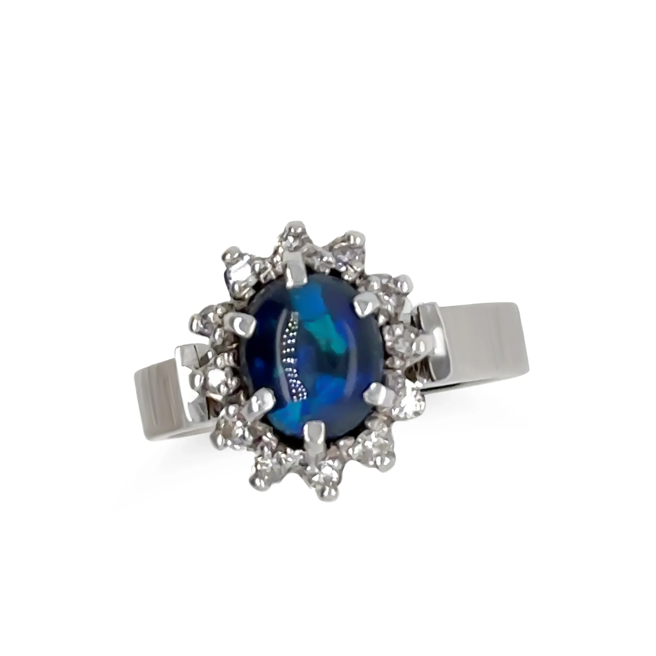 18ct White Gold Black Opal and Diamond Cluster Ring 0.62ct 5.28g - Image 5