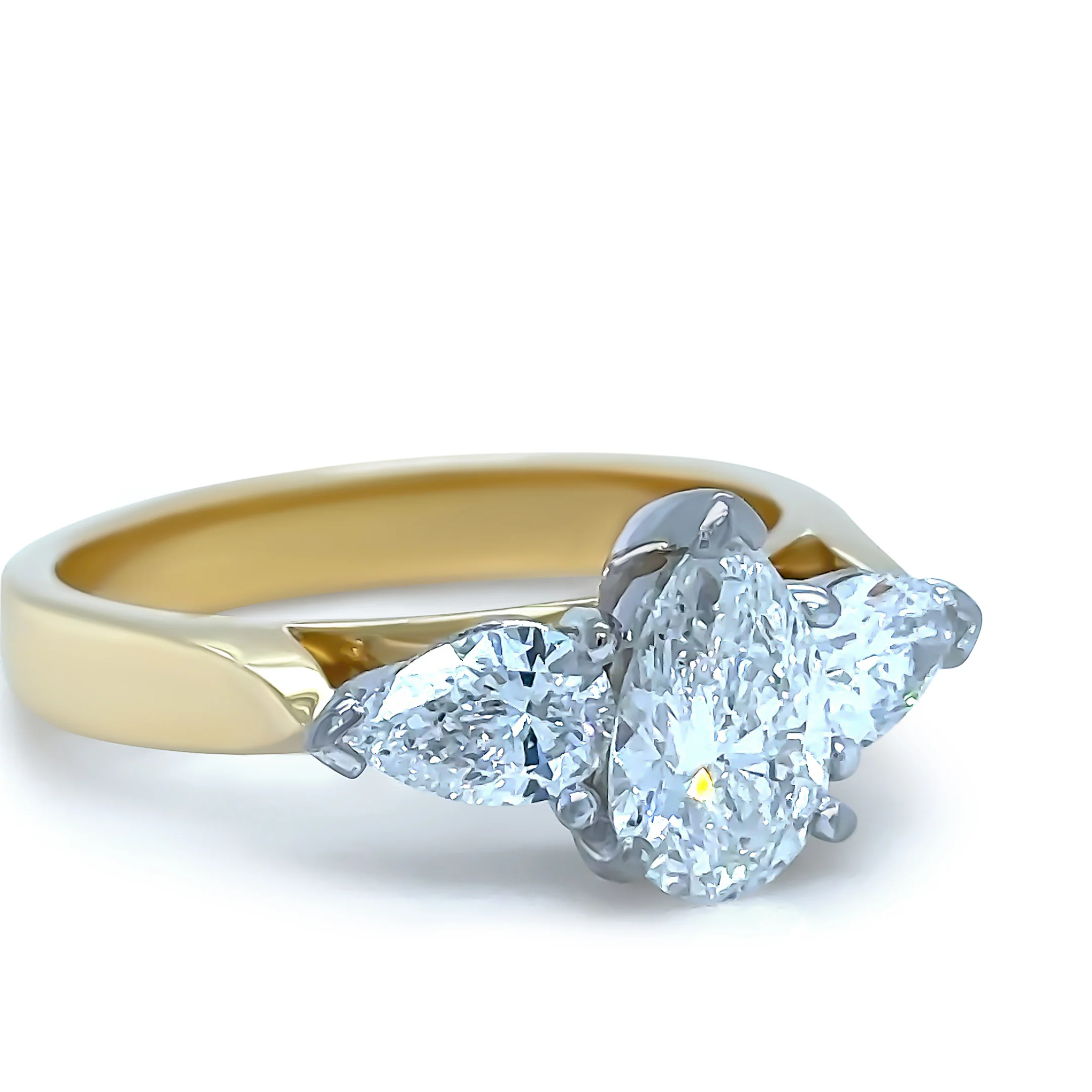 DCLA 18ct Yellow and White Gold 3-Stone Diamond Engagement Ring 2.41ct - Image 4
