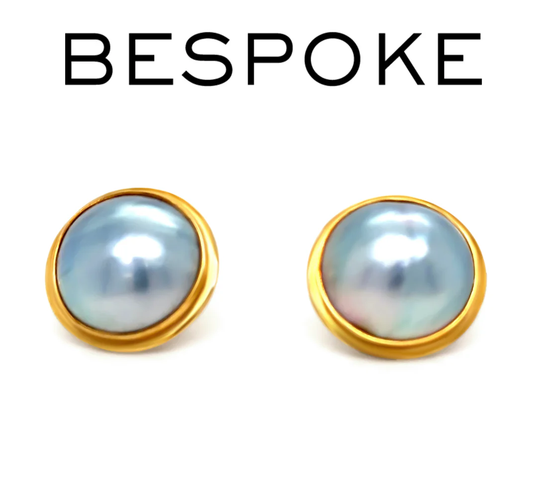 18ct Yellow Gold Mabe Tahitian Pearl Earrings 17mm 10.26g