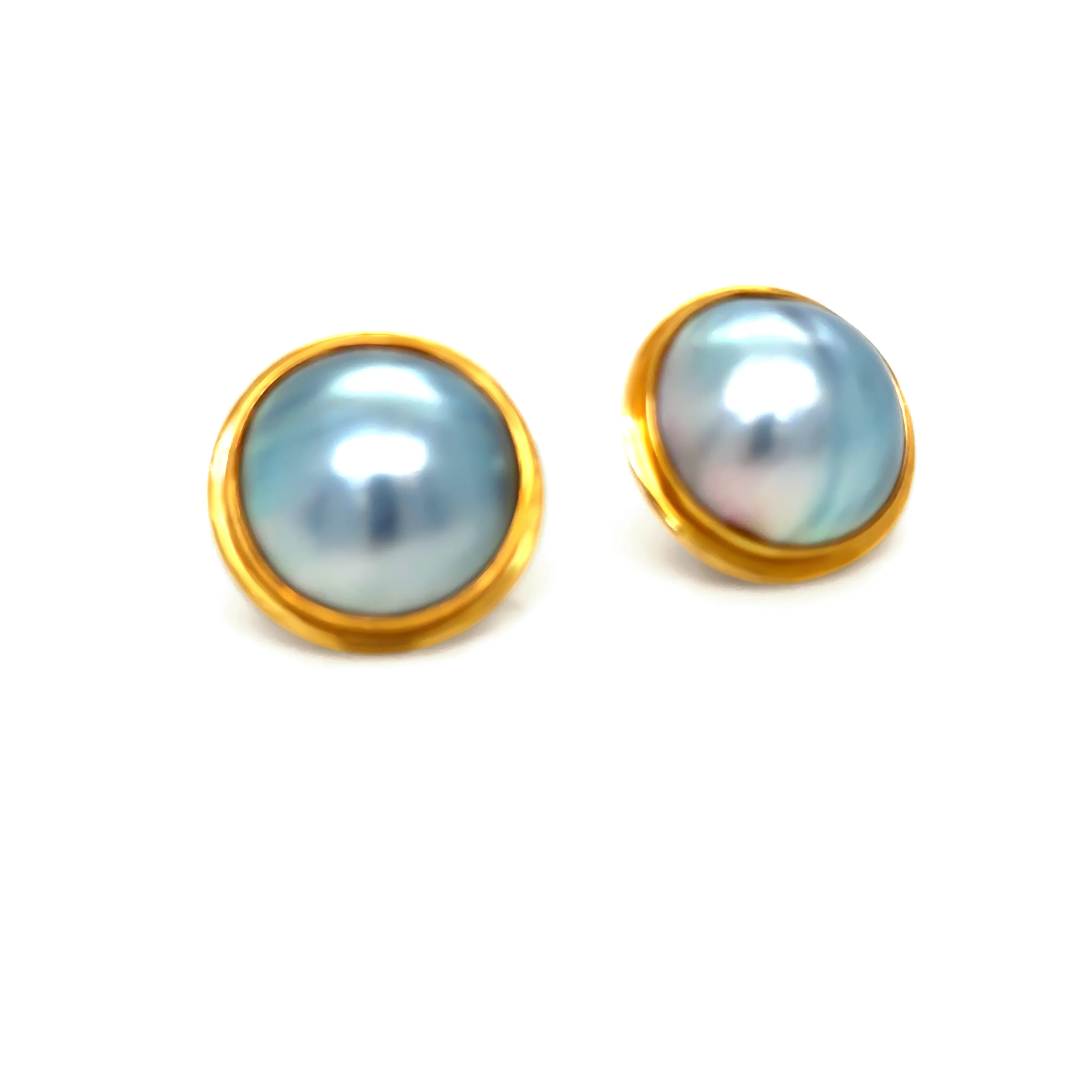 18ct Yellow Gold Mabe Tahitian Pearl Earrings 17mm 10.26g - Image 3