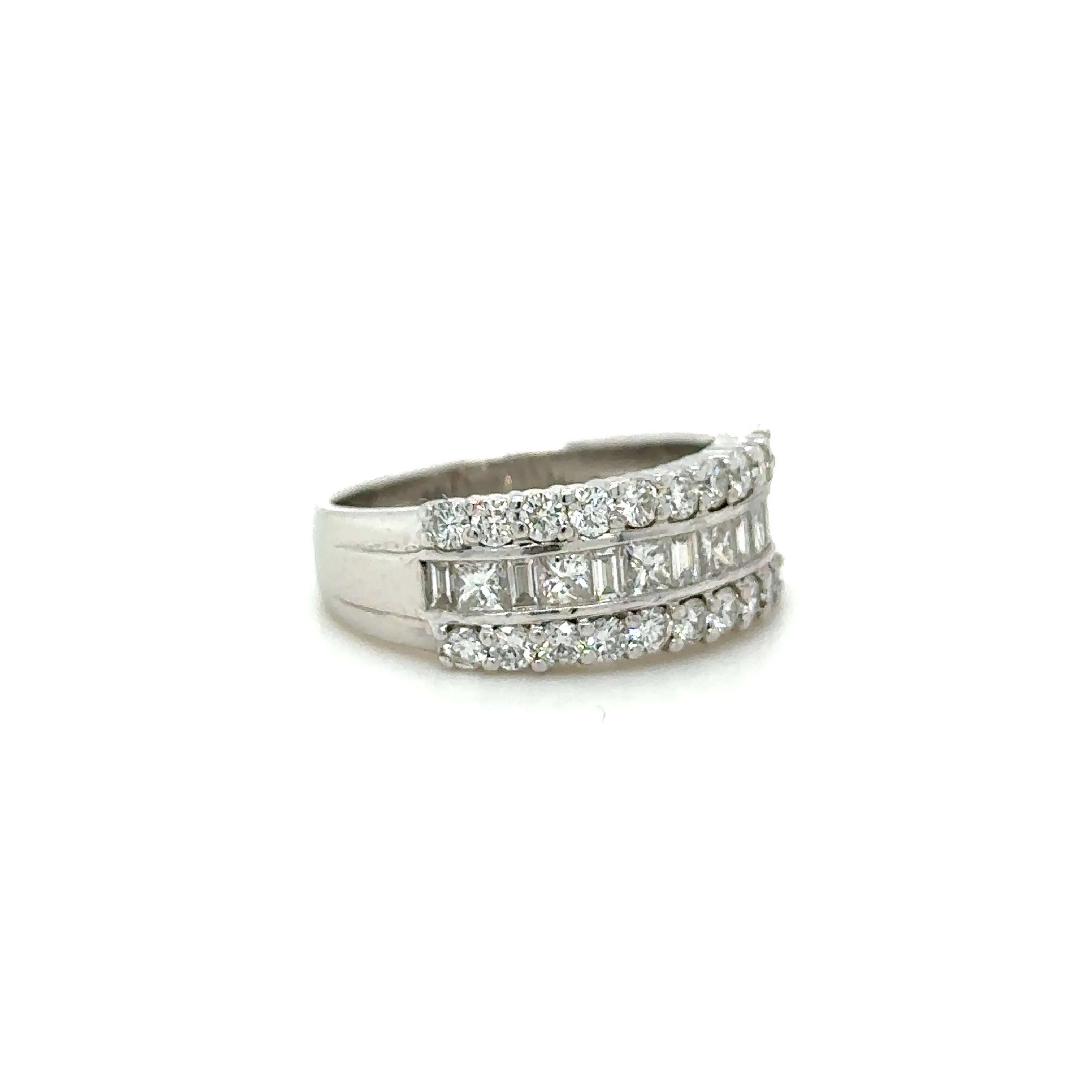 Bespoke Dress Ring 2.6ct - Image 3
