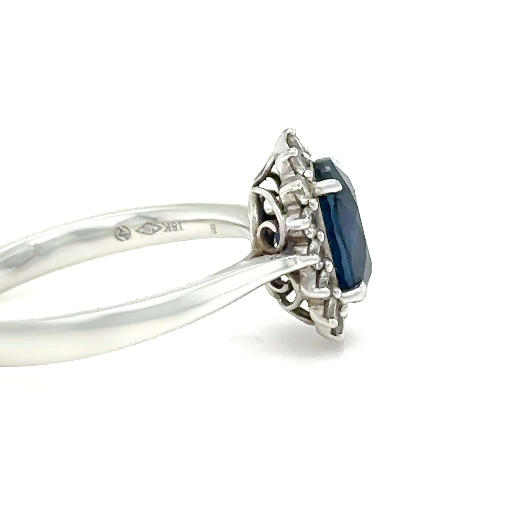Cerrone 18ct White Gold Sapphire & Diamond Ring 2.22ct 3.8g - Image 6