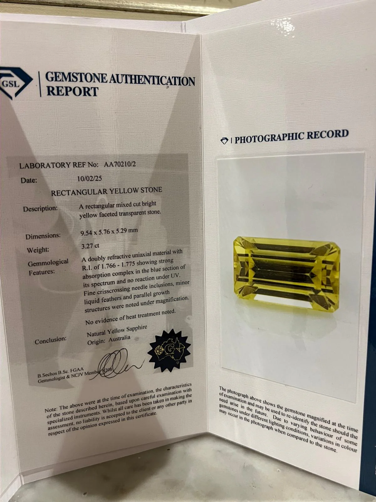 Loose Emerald-Cut Natural Yellow Sapphire 3.27ct - Image 10
