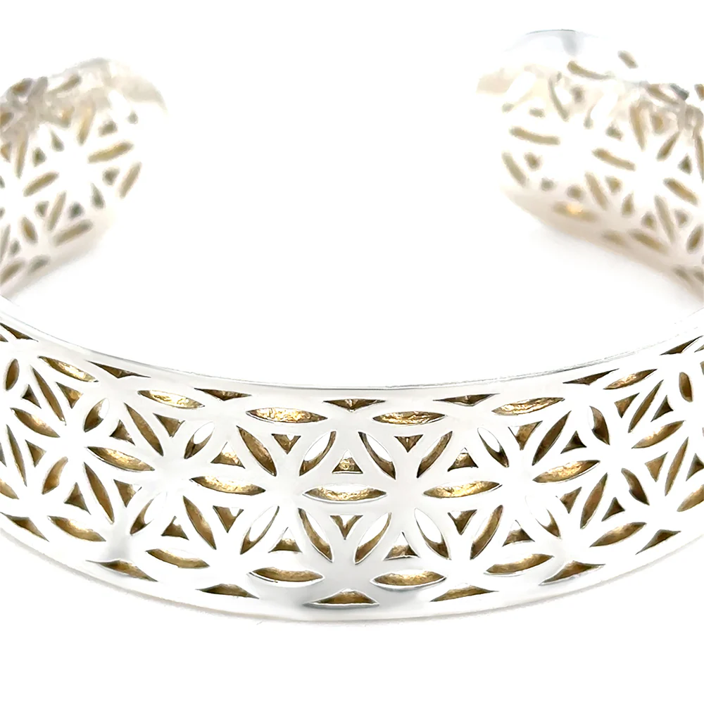 Sterling Silver Cut-Out Pattern Cuff Bangle 37.6g - Image 2