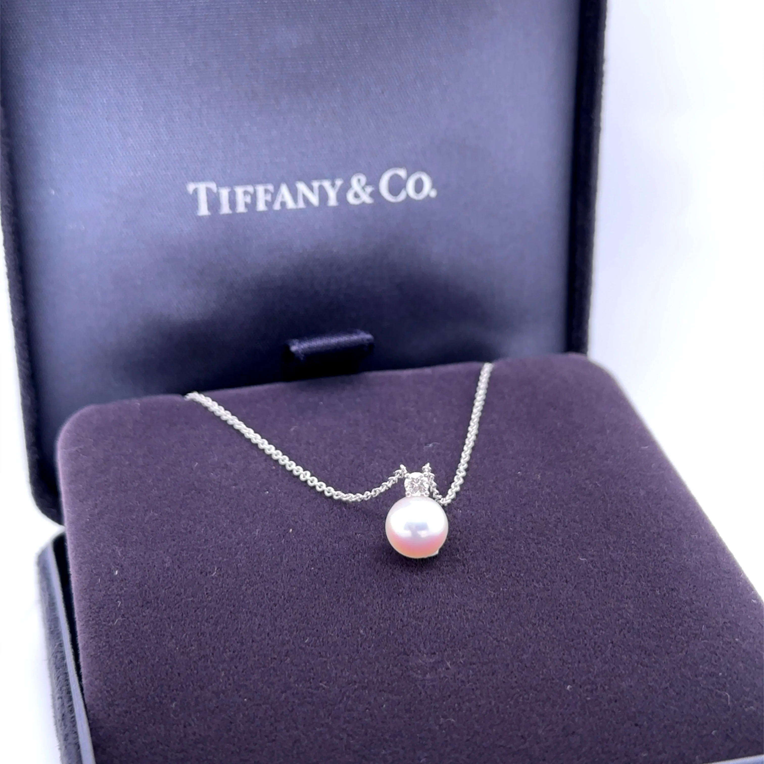 Tiffany & Co. 18ct White Gold Akoya Pearl Diamond Pendant Necklace 2.63g - Image 7