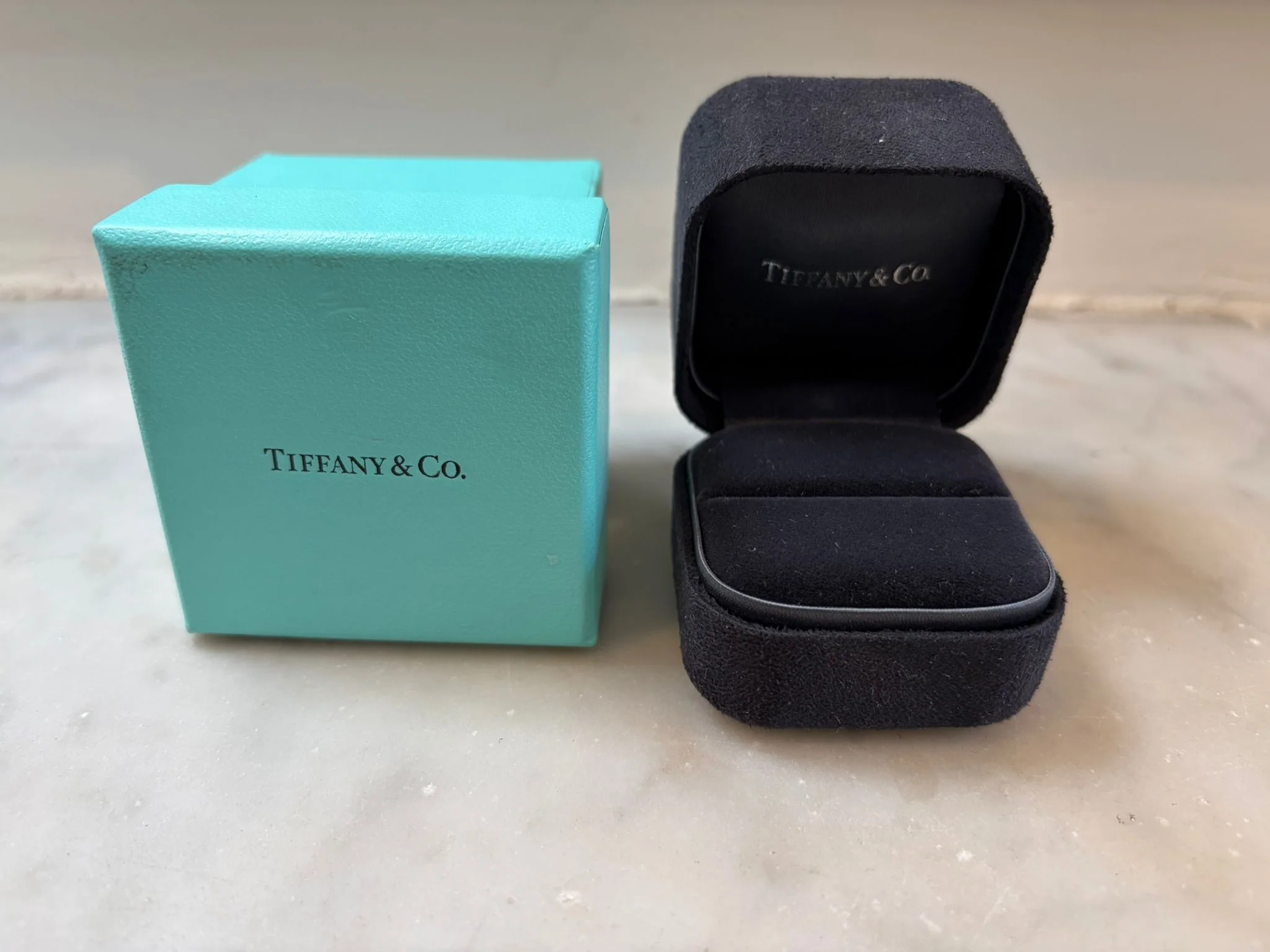 Tiffany & Co. 18ct White Gold T Diamond Wire Ring 0.13ct 2.58g - Image 10