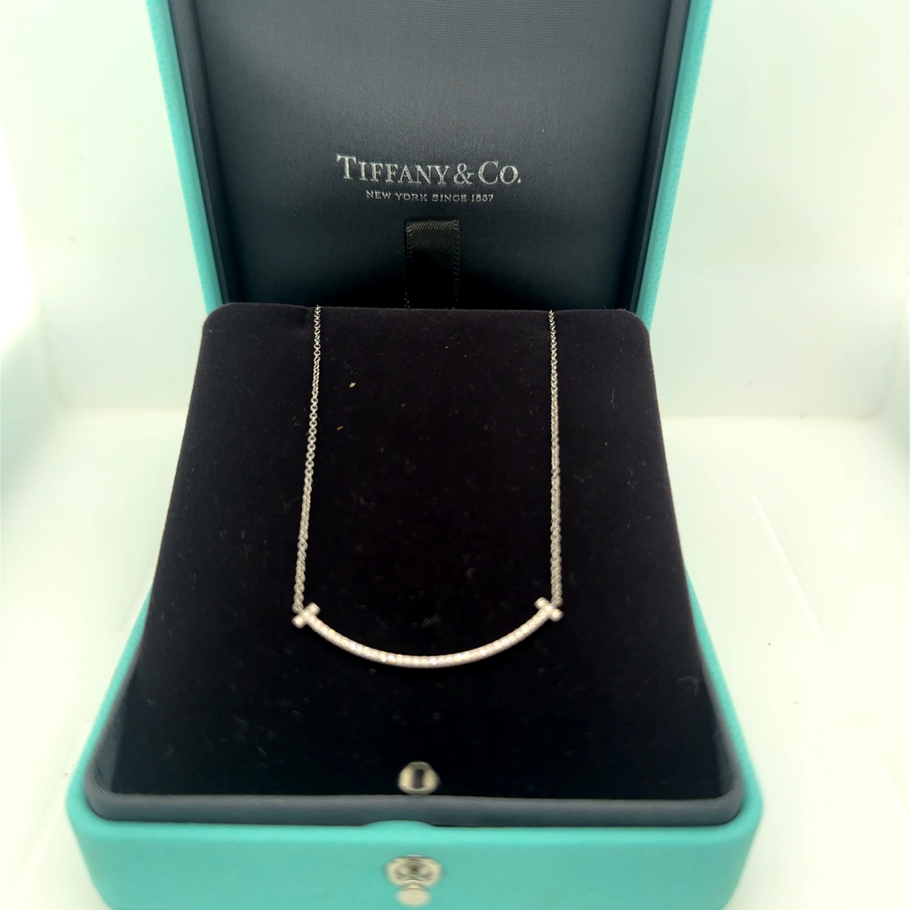 Tiffany & Co. 18ct White Gold T Smile Diamond Pendant 0.10ct 2.37g - Image 6