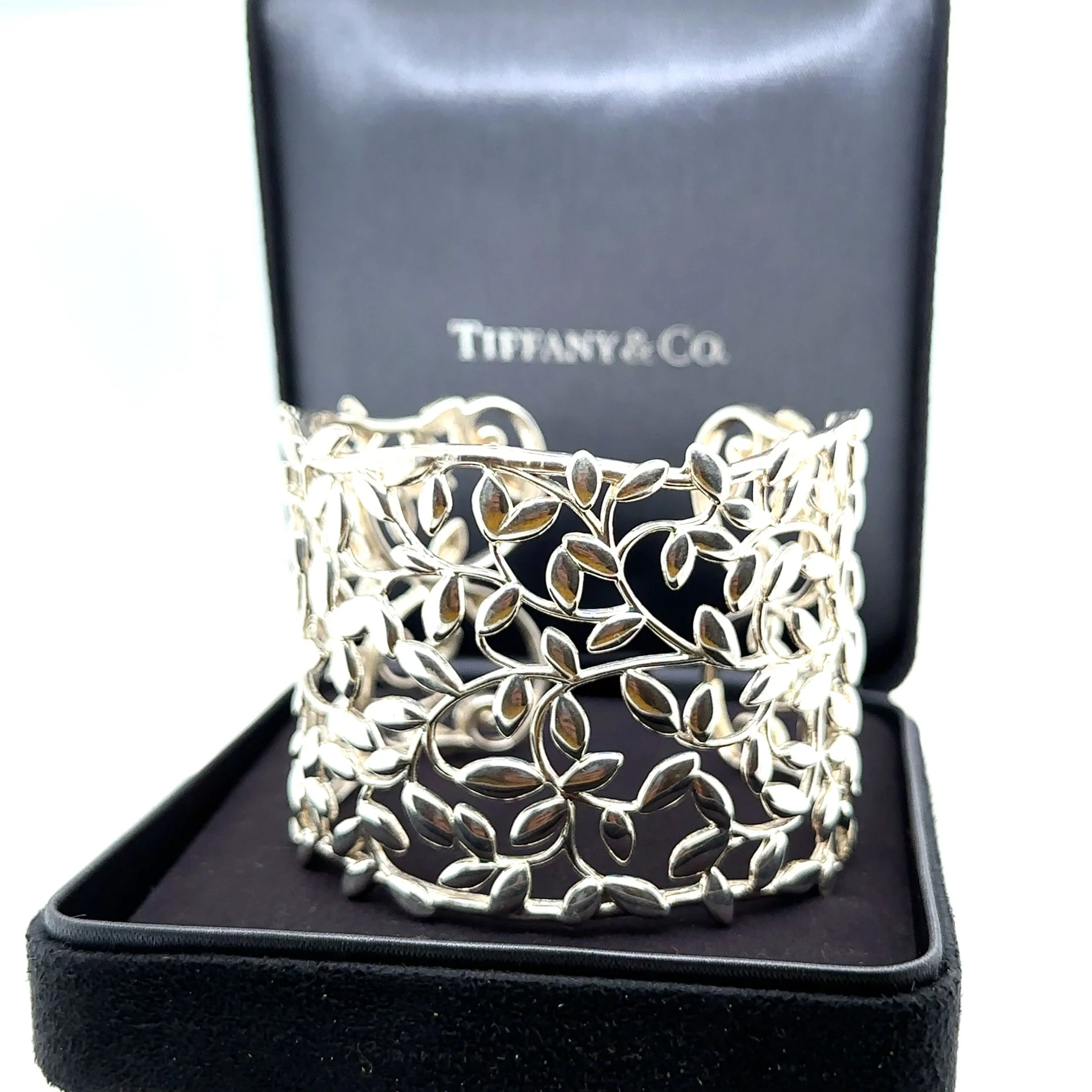Tiffany & Co Paloma Picasso Olive Leaf Cuff - Image 7