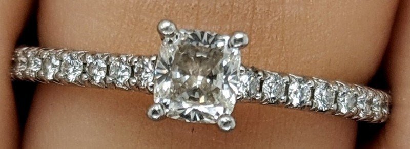Tiffany & Co Novo Engagement Ring - Image 6